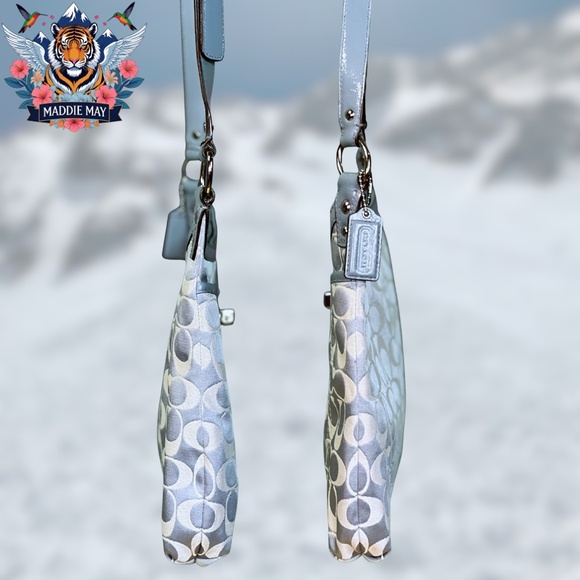 🌟Coach: “Penelope” Pool-Blue Signature Sateen Hippie Crossbody🌟 - Picture 7 of 12